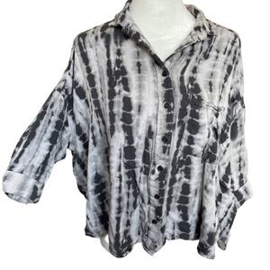 Divided tie dye button up top 38